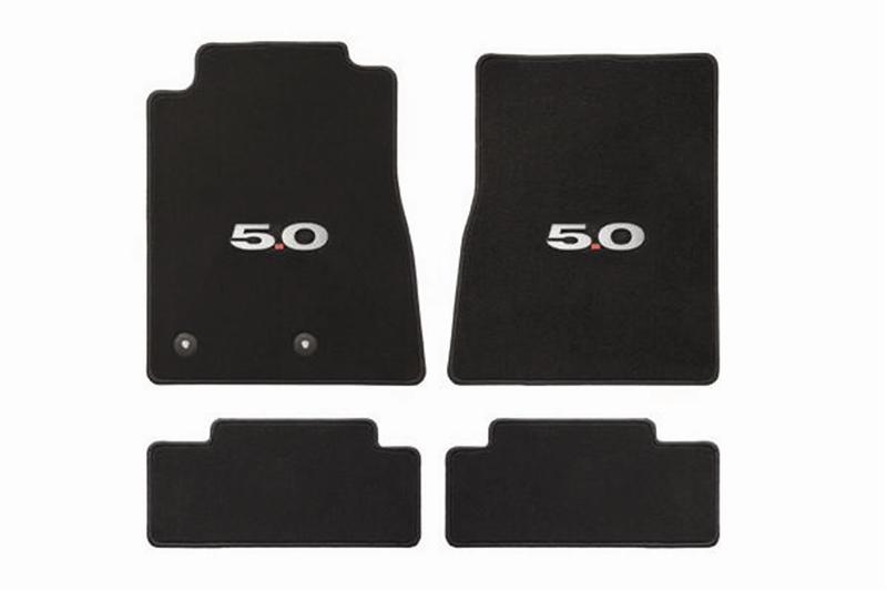 2011mustangfloormats_7289.jpg